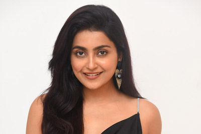 Avanthika Interview about Meeku Mathrame Cheptha