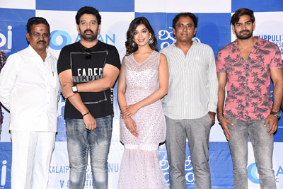 hippi-movie-team-interview-with-press