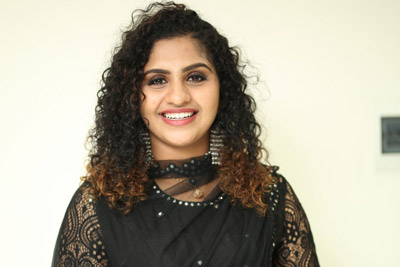 noorin-shareef-stills-at-interview-about-ullala-ullala