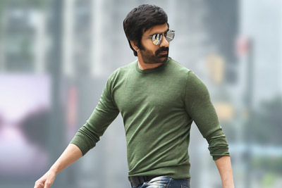 Ravi Teja And Ileana Still From Amar Akbar Antony