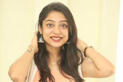 Varsha Bollamma Stills At Interview About Chusi Chudagane