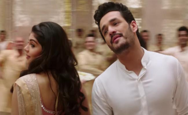 Wedding song from ‘Hello’ released