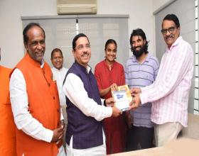 Minister Prahlad Joshi met Ashwini Dutt