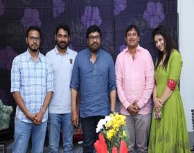 Megastar Congratulated Taxiwala Unit