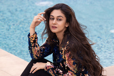 aishwarya-arjun-beautiful-stills