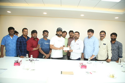 allu-arjun-appreciates-film-newscasters-association-and-donated-rs-10-lakh