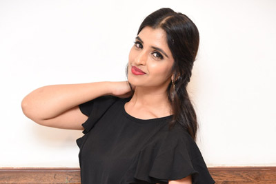 Anchor Shyamala at SuryaKantham Movie Pre Release Event