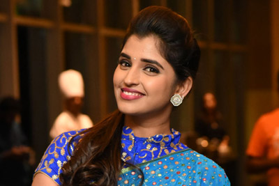 anchor-shyamala-stills-at-telangana-devudu-pre-release