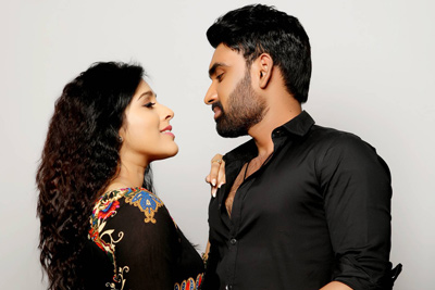 anthakunminchi-movie-latest-stills
