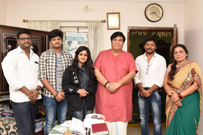 bangari-balaraju-team-meet-kv-ramana-chary