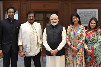 dr-mohan-babu-and-family-meet-pm-narendra-modi
