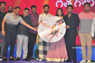geetha-govindham-audio-launch-stils