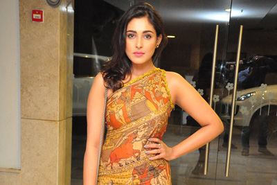 madhu-shalini-stills-at-goodachari-successmeet