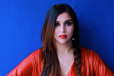 mannara-chopra-in-red-velvet-look
