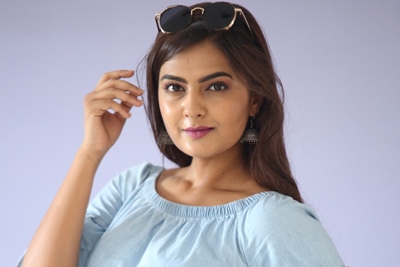neha-deshpandey-interview-stills