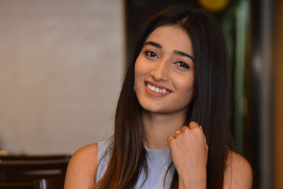 priya-vadlamani-at-baarbiq-pride-restaurent