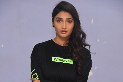 priya-vadlamani-stills-at-college-kumar-trailer-launch-event