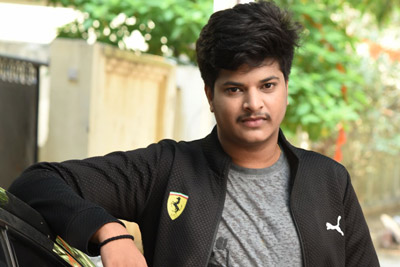 raaghav-stills-at-bangari-balaraju-movie-interview