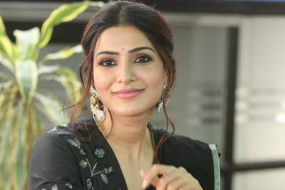 samantha-stills-at-interview-about-jaanu