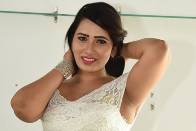 sanjana-naidu-at-amrutha-varshini-movie-opening