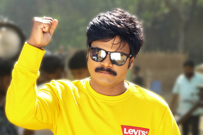 sapthagiri-stills-from-the-movie-vajra-kavachadara-govinda