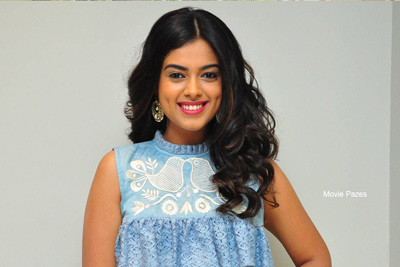 siddhi-idnani-at-jambalakidi-pamba-pressmeet