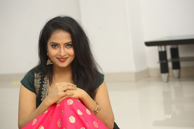 sravani-kondapalli-at-kobbari-matta-pre-release-event