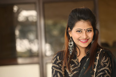 subhangi-pant-at-rave-na-cheliya-movie-1st-look-launch
