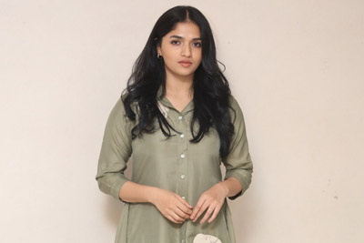 sunaina-at-chadarangam-web-series-launch-event