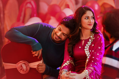 sundeep-kishan-and-lavanya-tripathi-stills-from-a1-express