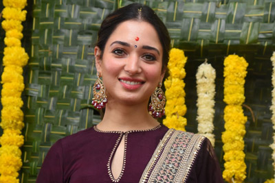 tamannah-at-her-new-movie-opening-event-with-gopichand