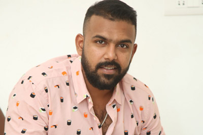 tharun-bhascker-interview-about-meeku-mathrame-cheptha