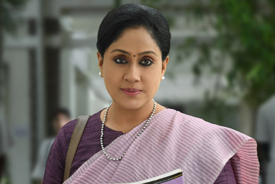 Vijayashanti Stills From Sarileru Neekevvaru