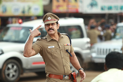 Vikram Stills From The Movie Saamy