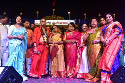 vishwa-nata-samragni-for-b-saroja-devi