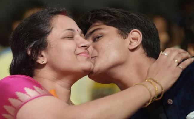 roshan-is-lucky-smtooha