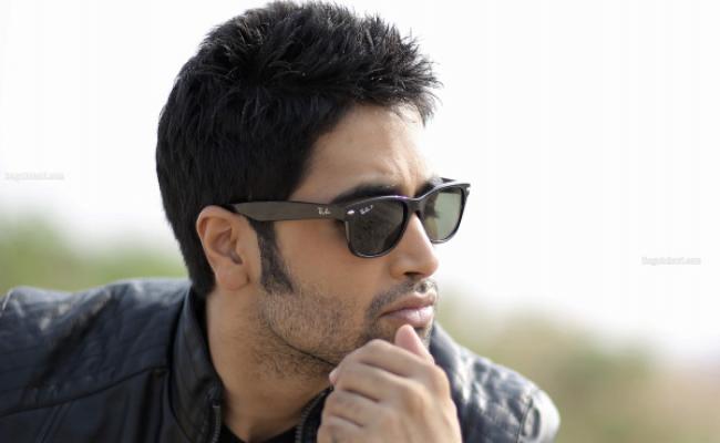 adivi-sesh-in-a-popular-hindi-remake