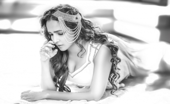 lakshmi-manchu-is-all-set-to-mesmerise-audience-with-her-performance-world-wide