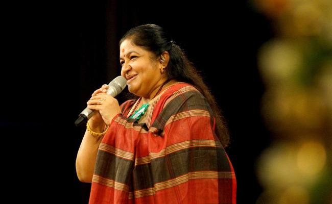 ks-chitra-music-program-for-girls-welfare-fund