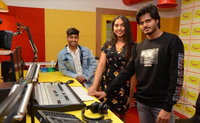 kallalo-kalavaramaye-from-dorasani-launched